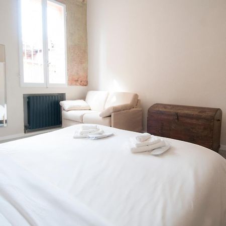 Stay Stadium - Ambrogiohost Bologna Luaran gambar